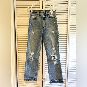 Abercrombie & Fitch Ultra High Rise Ankle Straight Jeans | Size 25